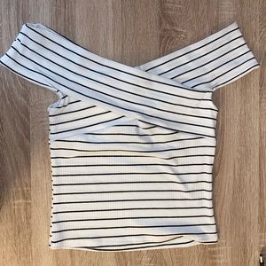 Like the top, just never wear it.